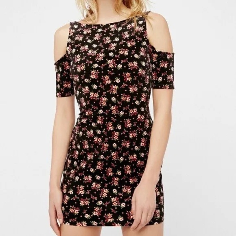 Free People Mini Dress Women’s  Crushed Velvet Floral Cold Shoulder Scoop NWT